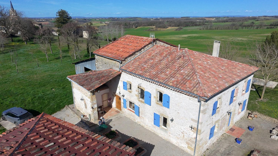 Exterior & Views 1, Clos de la Dime, Tarn