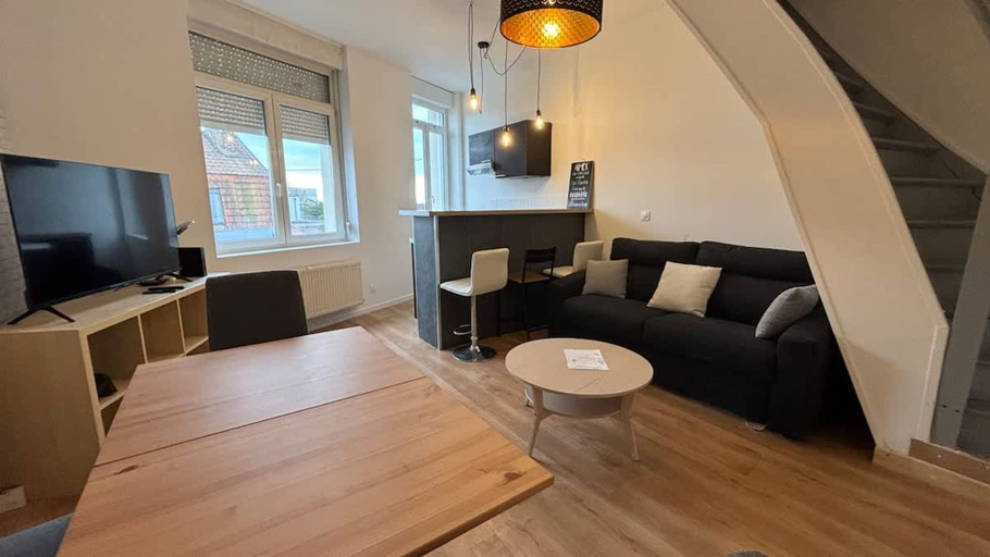 Room 4, Duplex 4p Arras Proche des Axes, Pas-de-Calais