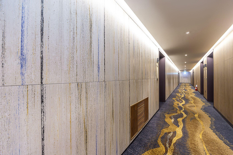 Public Area 3, Eastern Hotel, Buk