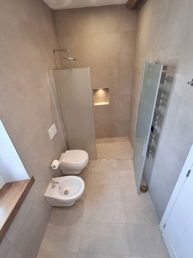 Bathroom 5, PALAZZO BOTTINO, Viterbo