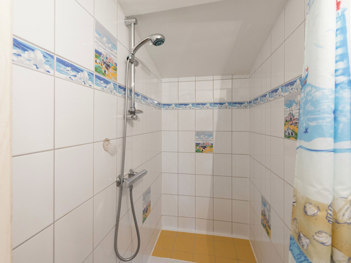 Bathroom 4, Rustic Cottage in Jevigne, Liège