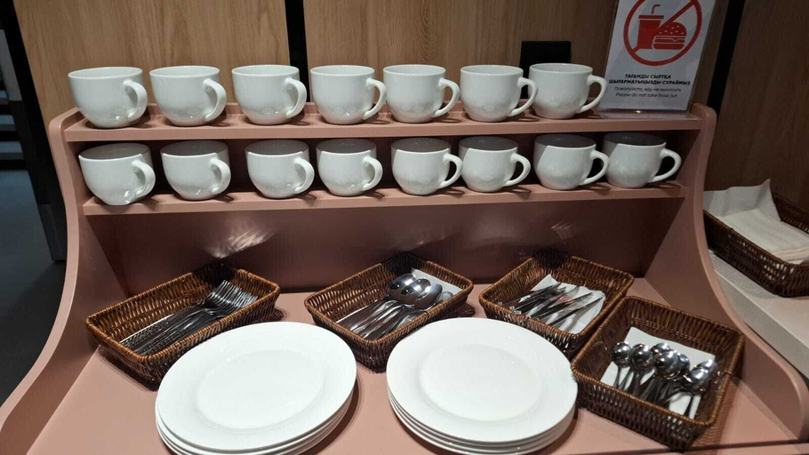 Miscellaneous, Keruen inn Semey, Semipalatinskiy