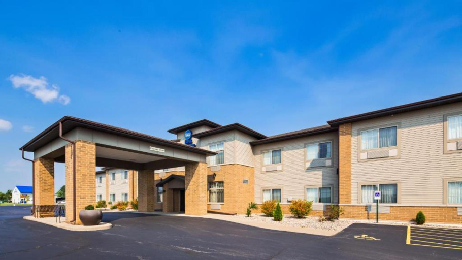 Exterior & Views 2, Best Western Plover-Stevens Point Hotel & Conference Center, Portage