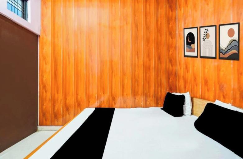 Room 4, The Pushpanjali Hotel Haldwani, Nainital