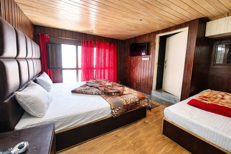 Others 4, Hotel Avon Lake View Mall Road Nainital, Nainital