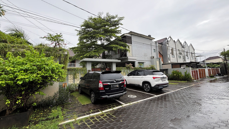 Property grounds 5, Collection O near Sanur Beach formerly, Denpasar