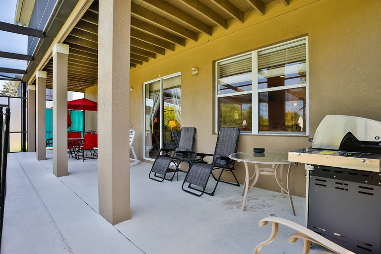 Terrace/patio 3, Stunning House With Lanai, Pool, Ping-pong, Full Kitchen, & Wifi, Polk