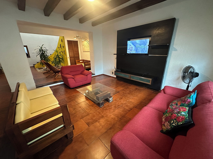 Living area 3, Hermosa Casa Mexicana Centro Cancun, Isla Mujeres