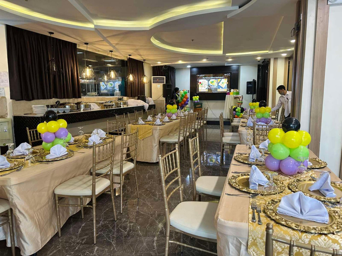 Food & Drinks 5, Eastland Hotel and Residences, Cebu City