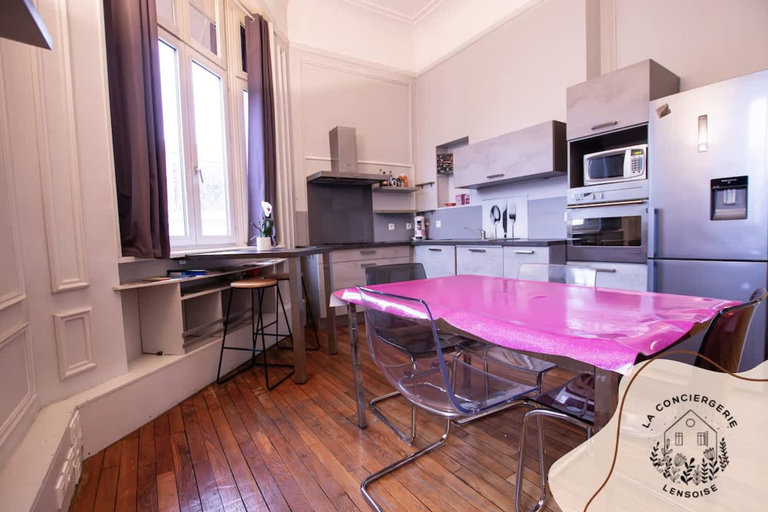 Room 3, L Ohana Wifi Centre Lens Bollaert 4 Pers, Pas-de-Calais