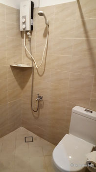 Bathroom 5, Golden Gate Suites, Dumaguete City
