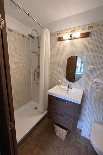 Bathroom 5, Le relais de chasse, Nièvre