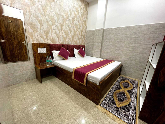 Bedroom 3, Hotel Triveni Inn, Mathura