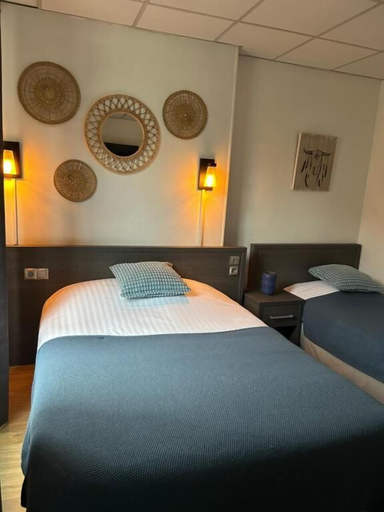 Bedroom 3, Les Initiés, Seine-Maritime