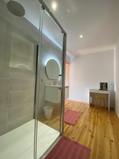 Bathroom 3, Les Chambres des 3 Chouettes, Haute-Garonne