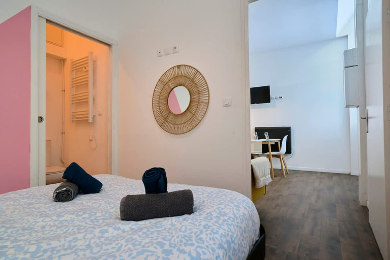 Room 2, En Deplacement 3 Acces Gare et Metro 10mn, Nord