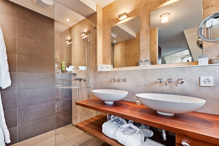 Bathroom, Belvedere Strandhotel, Niedersimmental