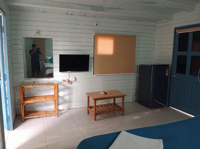 Room 4, Hotel Moana Cottage Goa Near Beach, North Goa