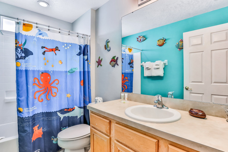 Bathroom 3, Dog-friendly Home With Private Outdoor Pool, High-speed Wifi, and Central AC, Polk