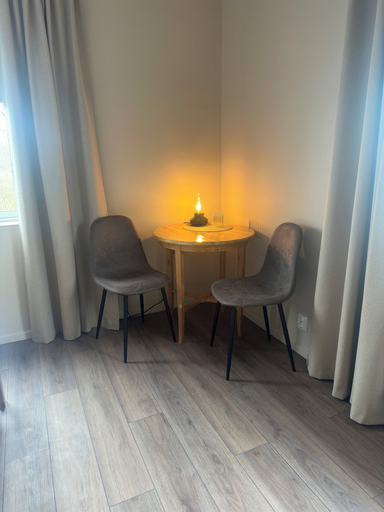 Room 5, SteneBo Vandrarhem, Svalöv