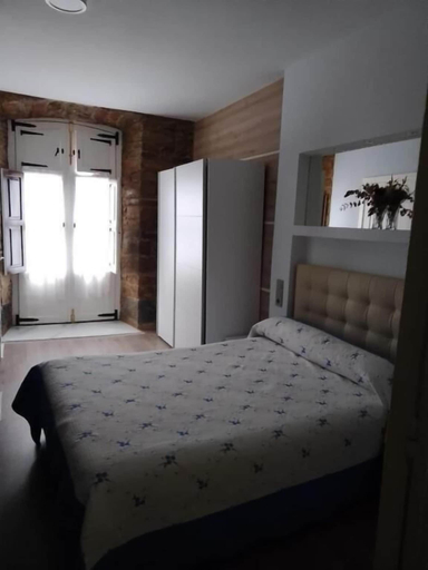 Room 4, Hostal San Juan Oyarbide, Guipúzcoa