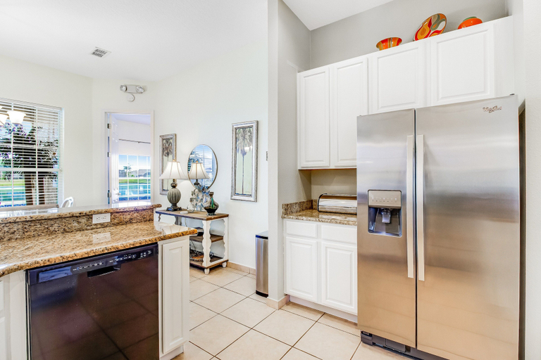 Private kitchen 2, Dog-friendly Home w/ Private Pool, High-speed Wifi, and Central AC, Osceola