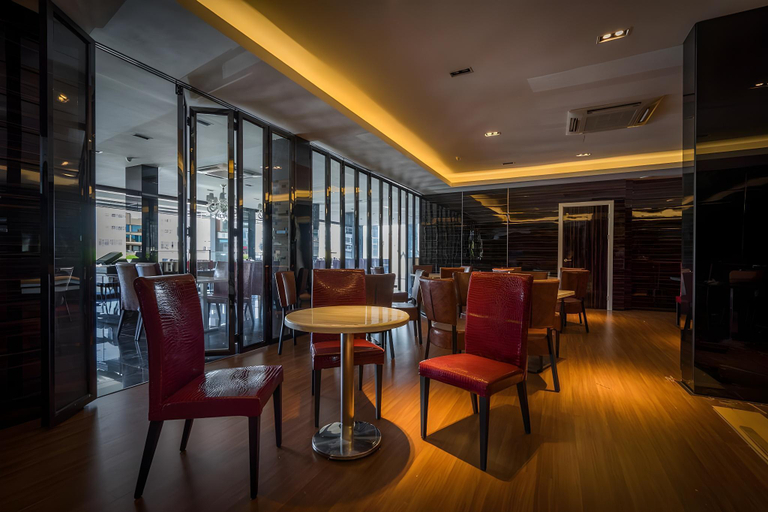 Food & Drinks 5, Wiwo Hotel, Bintulu