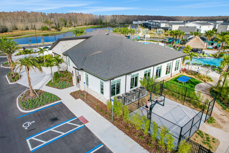 Exterior 3, Updated Townhome With an Enclosed Pool, Five Bedrooms, W/D - Close to Everything, Osceola