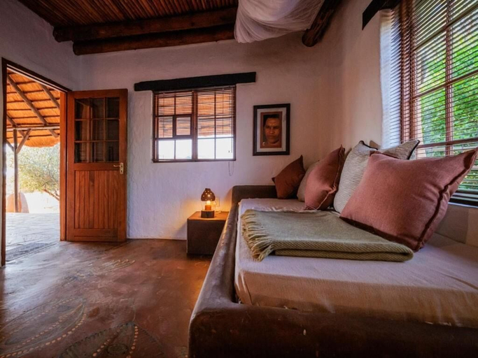 Interior 2, Eningu Kalahari Lodge cc, Windhoek Rural