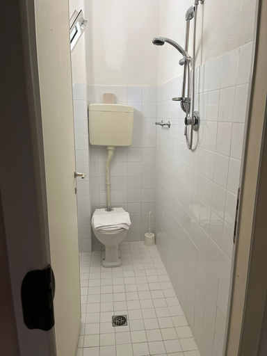 Bathroom 5, Hotel Vienna Rivazzurra, Rimini