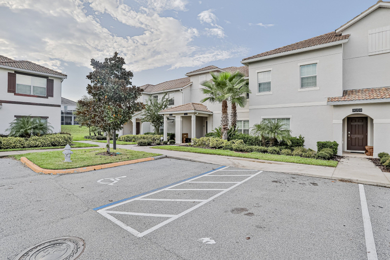 Exterior 5, Modern Townhome With Private Pool, hot Tub, Central AC, and Private Washer/dryer, Osceola
