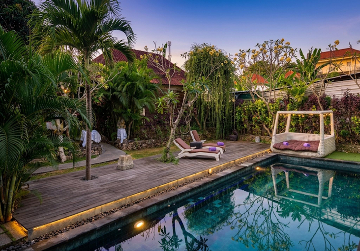 Swimming pool 4, Kama Nusa, Klungkung