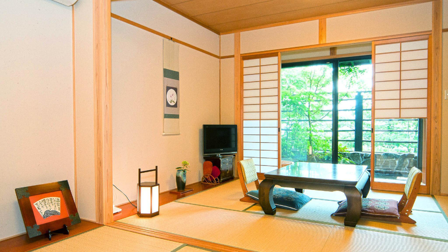 Bedroom 4, Onjuku Yagura, Yufu