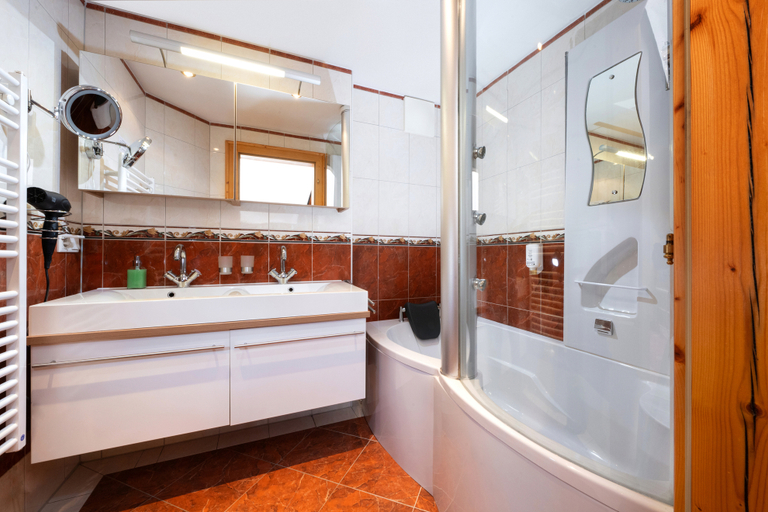 Bathroom 4, Hotel Sonnhof am Hochkönig, Sankt Johann im Pongau