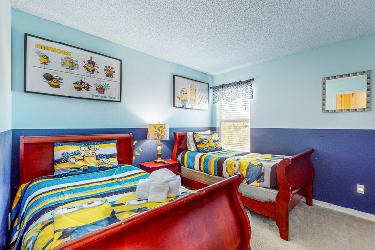 Room 2, Dog-friendly Resort Home Near Theme Parks With Enclosed Pool & Game Room, Osceola