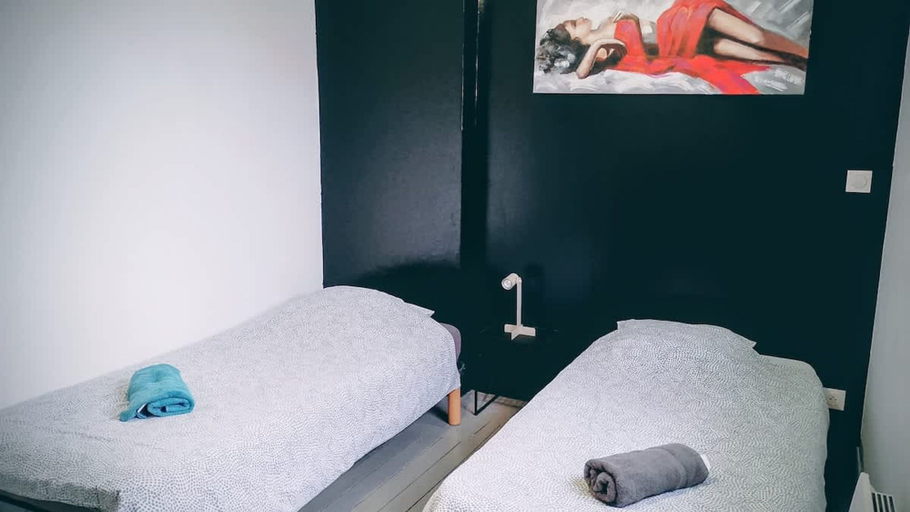 Room 3, Laverie de Fran ois Wifi Commerce 6pers Ar na, Pas-de-Calais