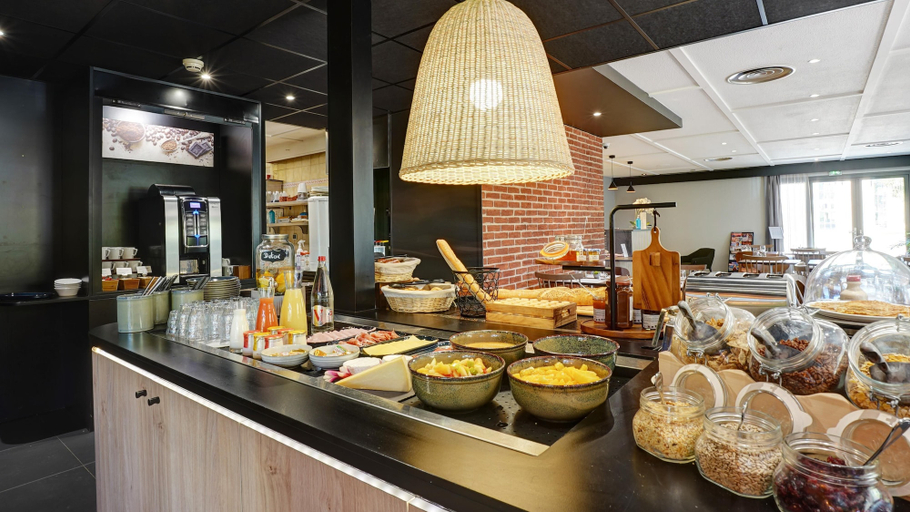 Food & Drinks 5, Campanile NATURE - Brest Gouesnou Aéroport, Finistère