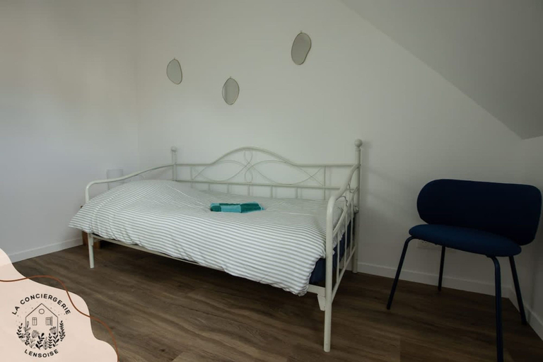 Room 2, Chez Jean 4 Hyper Centre Wifi 3 Pers Bollaert, Pas-de-Calais