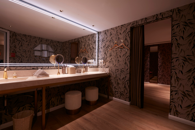 Bathroom 5, Paris J'Adore Hotel & Spa, Paris