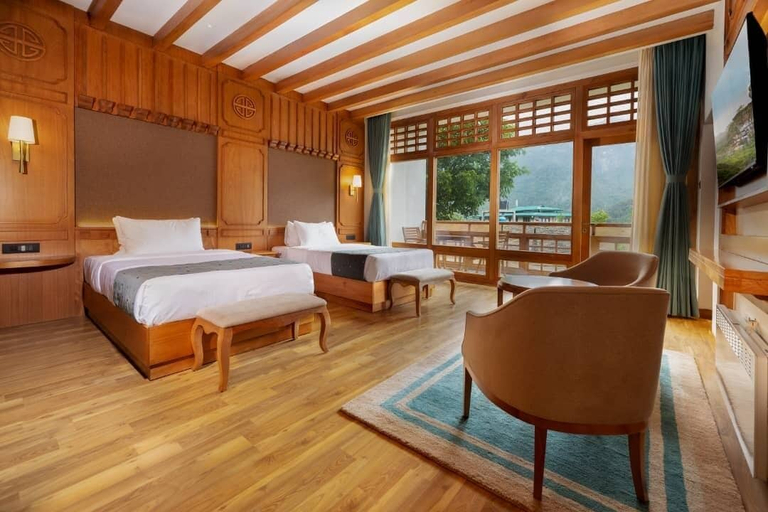Room 5, Amba Paro, Tsento