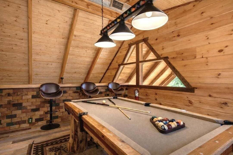 Game room 2, Makin' Memories 2 Bedroom Cabin, Sevier