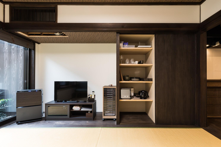 Others 5, Kaga House, Kanazawa