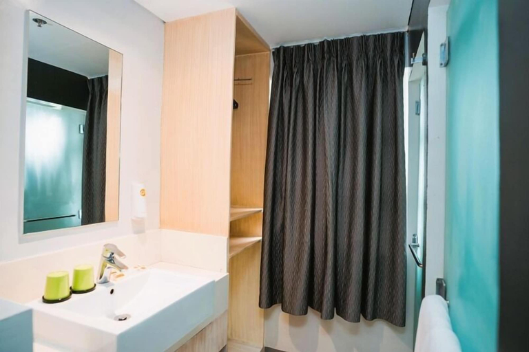 Bathroom 4, Go Hotels Iligan, Iligan City