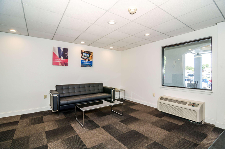 Public Area 2, Motel 6 Newark, DE, New Castle