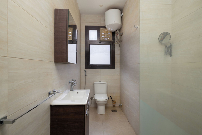 Bathroom 3, ALSAWAH Warm 2BR - Casa Beverly Hills, Sheikh Zayed