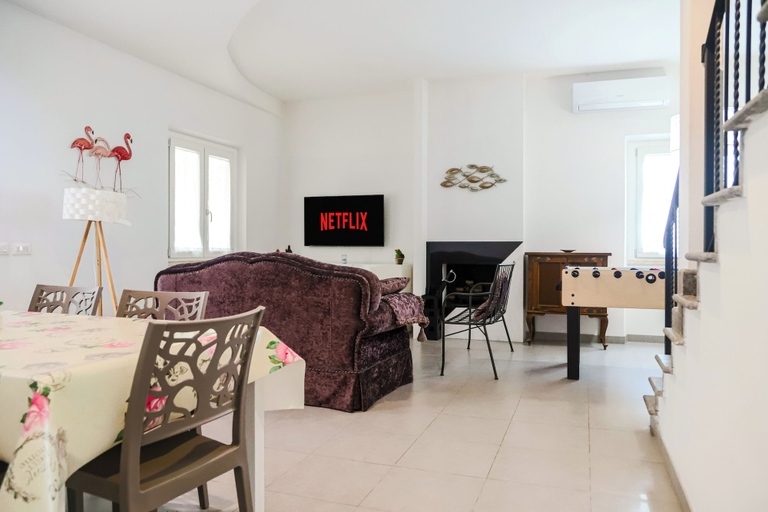 Dining 4, Villa Penelope a 50 metri dal mare, Latina