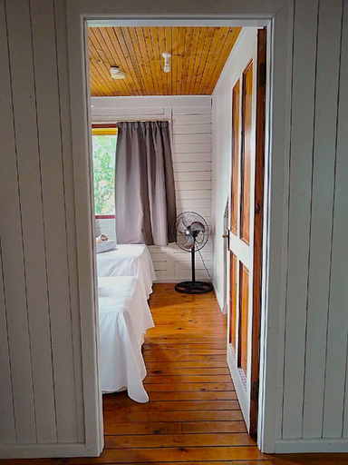 Bedroom, Mangavai Bungalow, Rorotonga