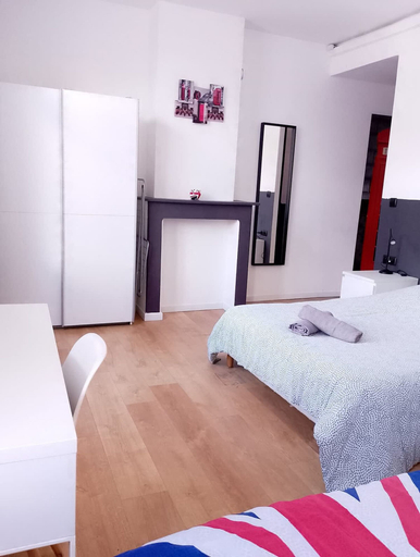 Room 4, Le British Lensois Wifi Bollaert 4pers, Pas-de-Calais