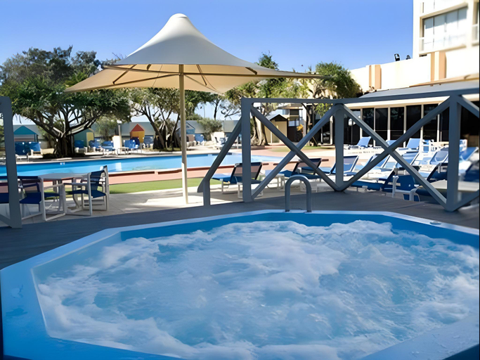 Sport & Beauty 5, Chateau Beachside Resort, Gold Coast