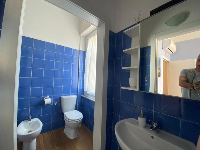Bathroom 2, Casa di Arianna alle Cinque Terre, La Spezia